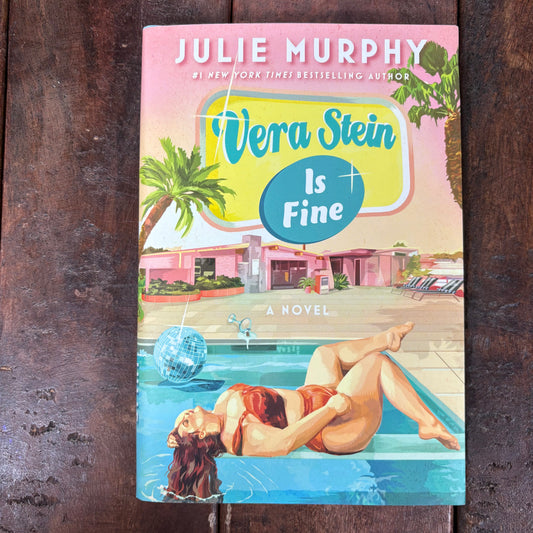 Vera Stein Is Fine - Julie Murphy - Harper Collins
