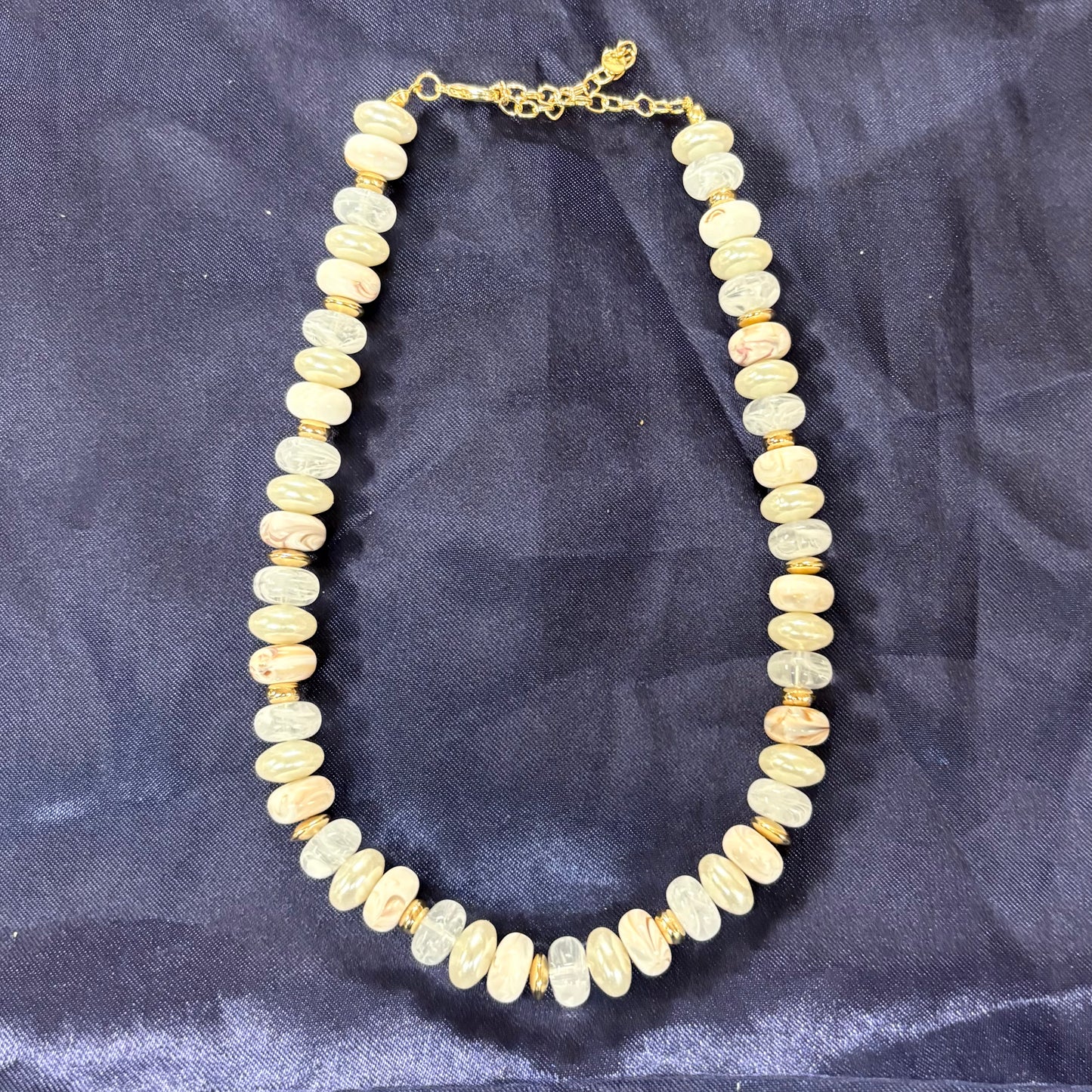 Chunky Marbled Beads Pearl Beaded Statement Necklace - Sensibling Corp.