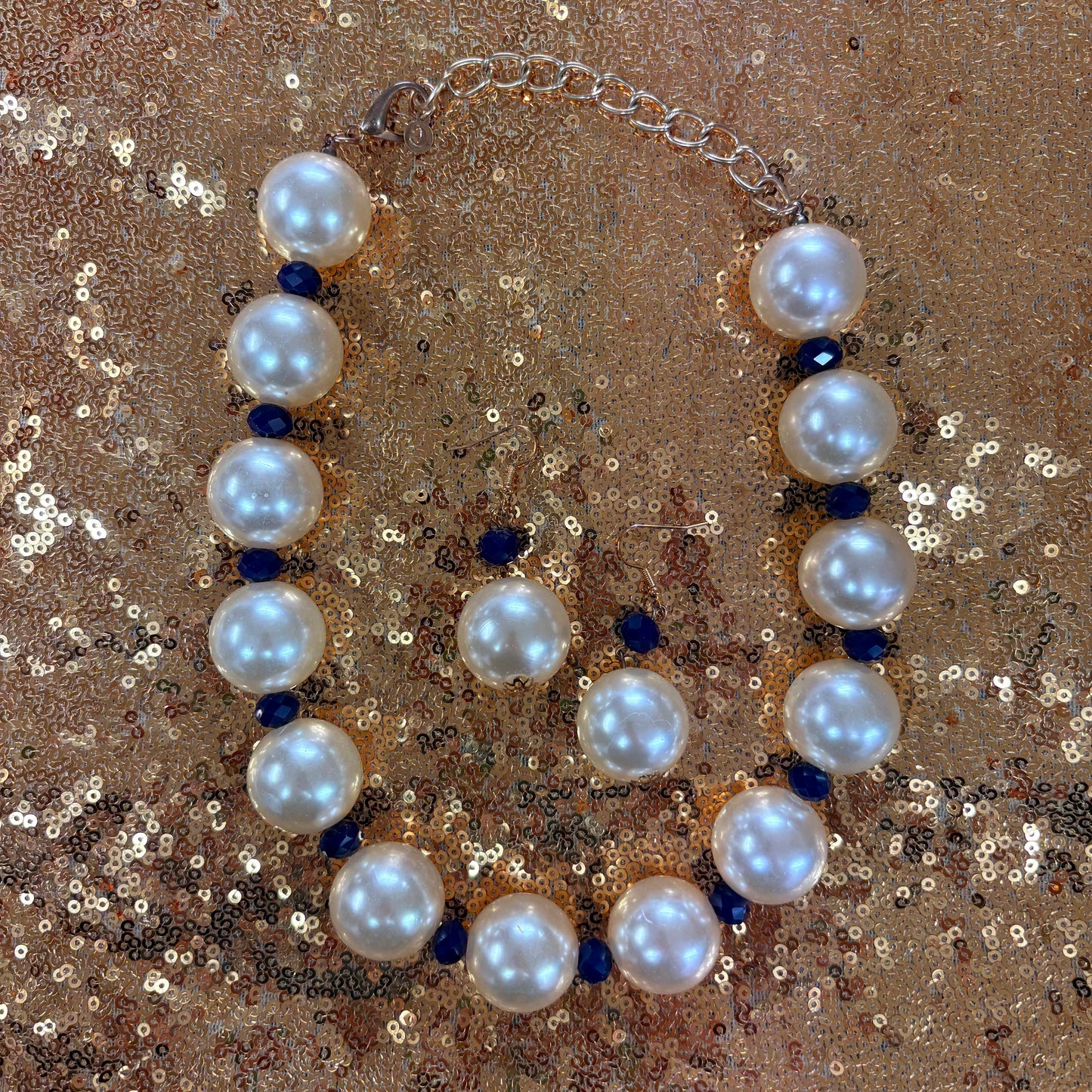 Chunky Pearl Necklace and Earring Set - Sensibling Corp.